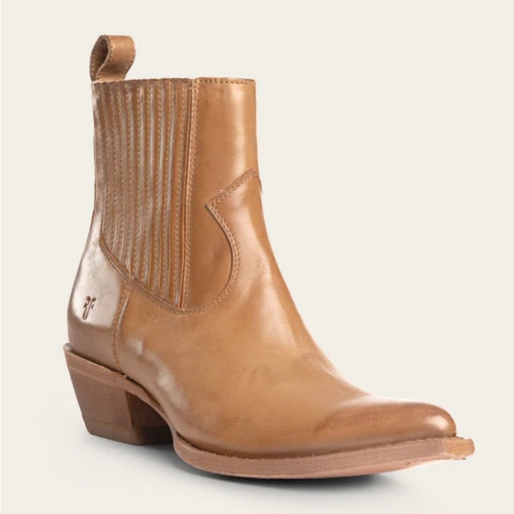 Frye Shoes - Frye Sasha Bootie